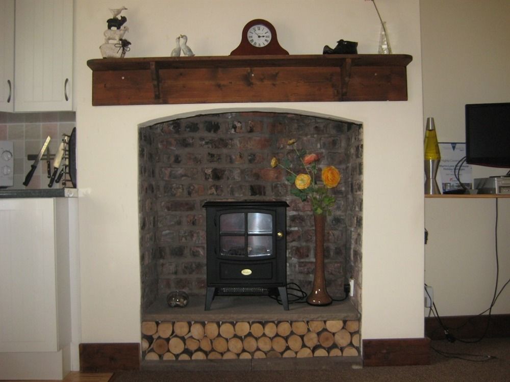 Martin Lane Farm Holiday Cottages Burscough Exterior photo